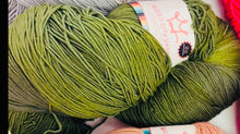 Load image into Gallery viewer, QUEEN CITY SUPER SKEINS